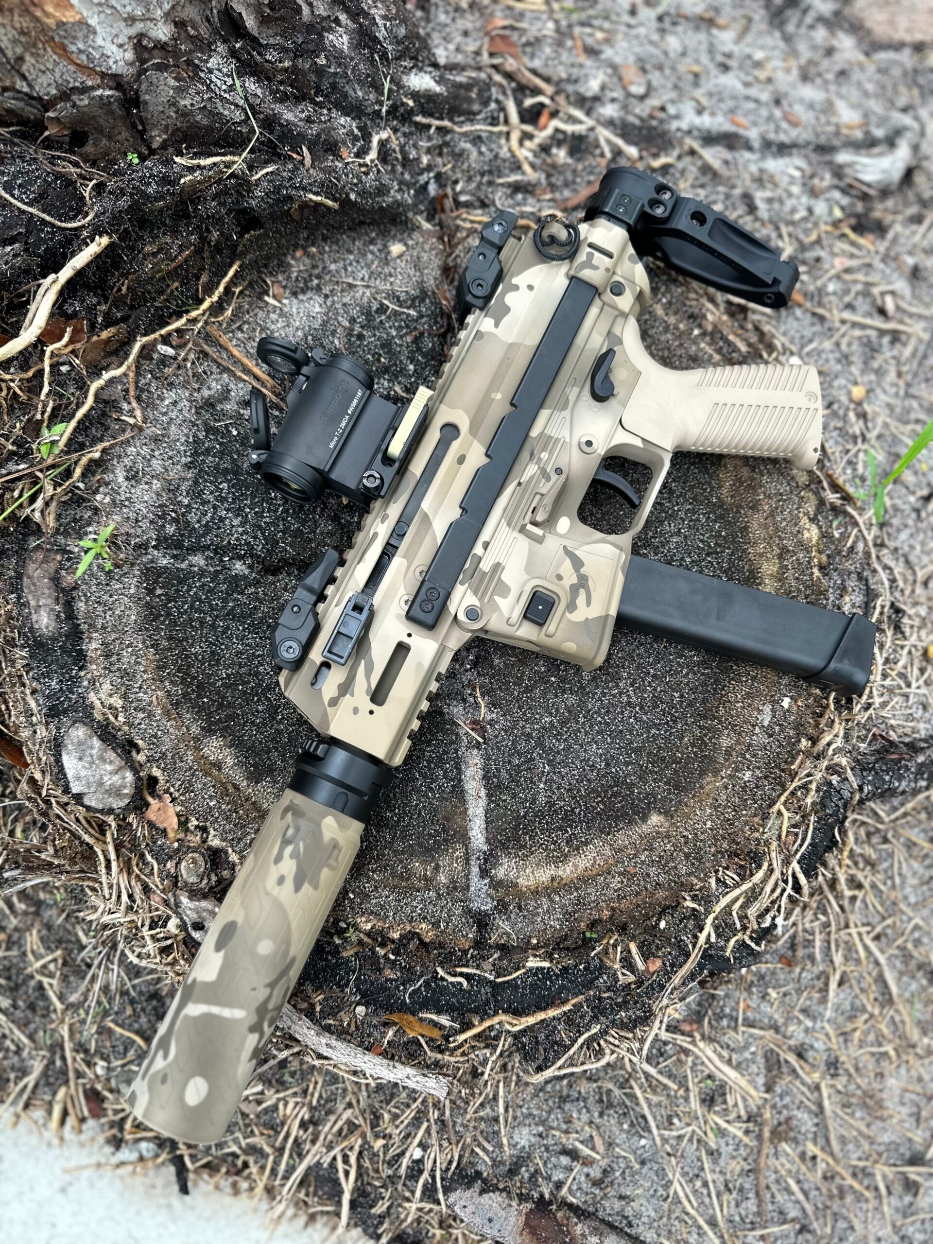 B&T APC9K Pro Arid Multicam Package - Image 4