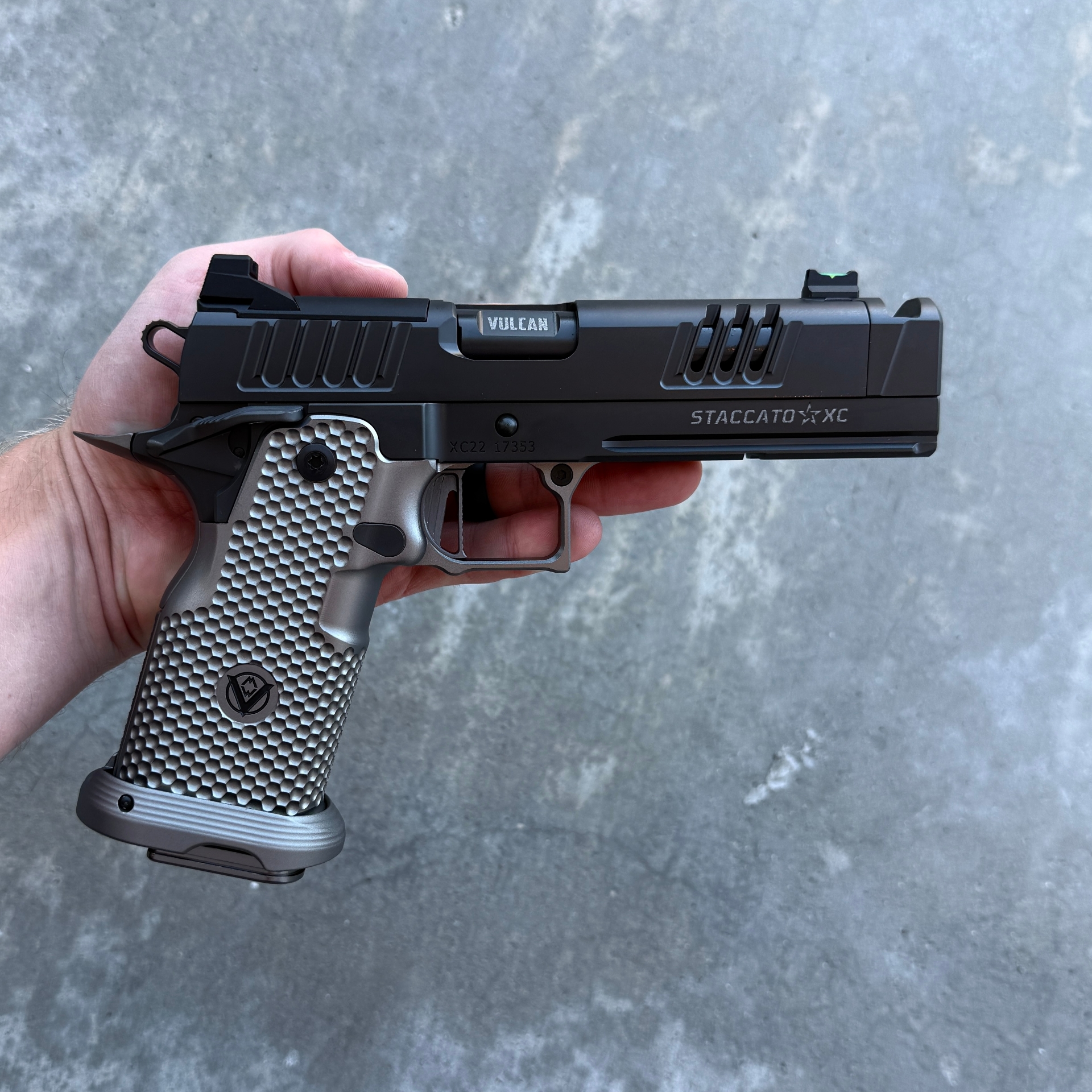 Vulcan Staccato XC Black DLC/Gray Ano - Image 4